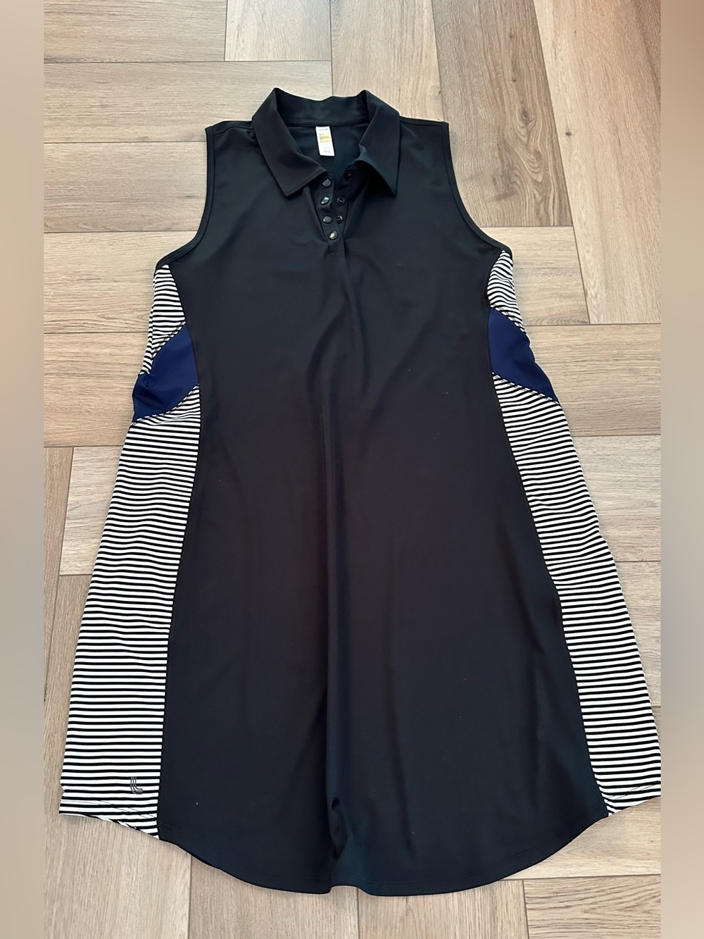 Lolë Black Button-Up Dress